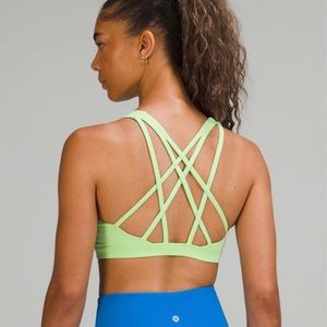Lululemon Free to Be Serene Bra Mint Green Sports Bra Sz 4